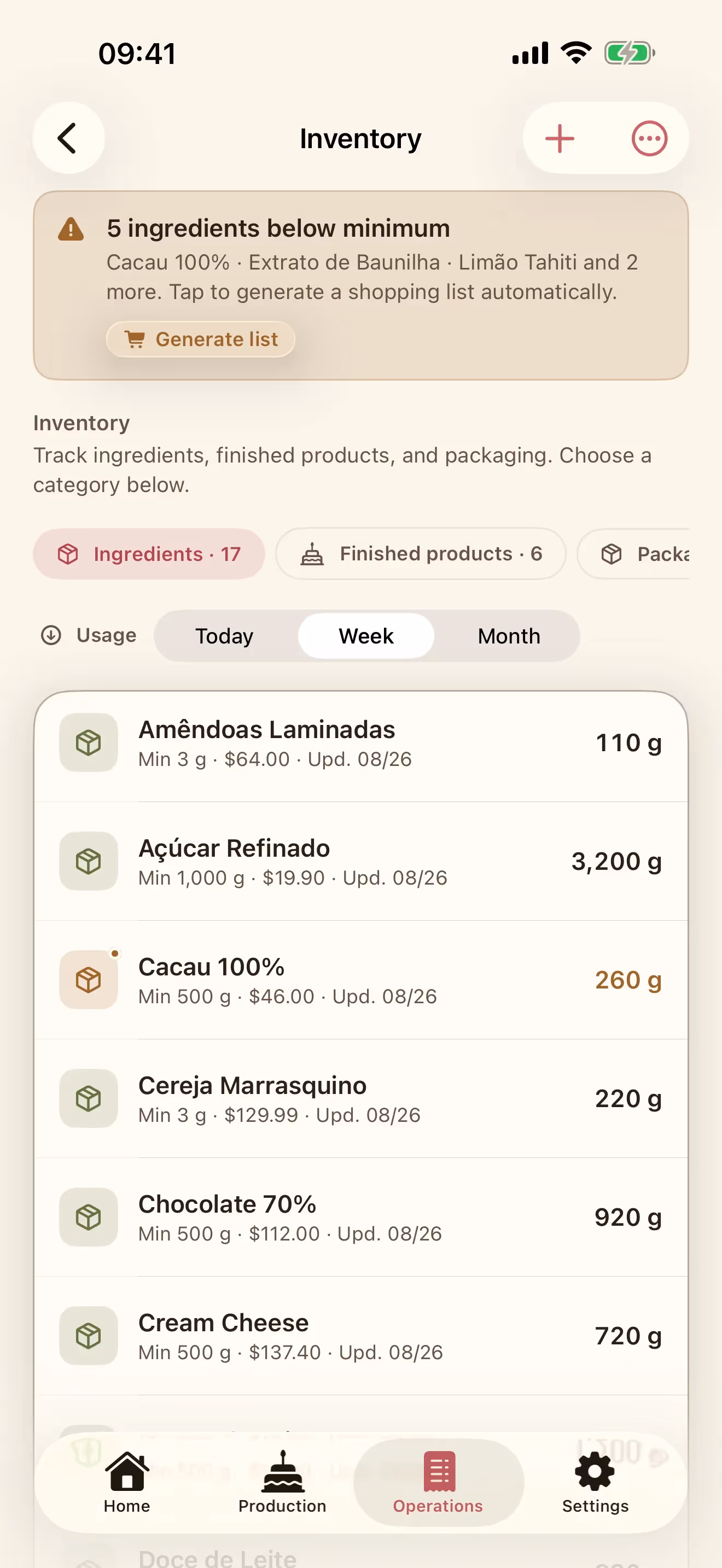 The Inventory screen in Receitório on iPhone, showing ingredient stock levels and low-stock warnings