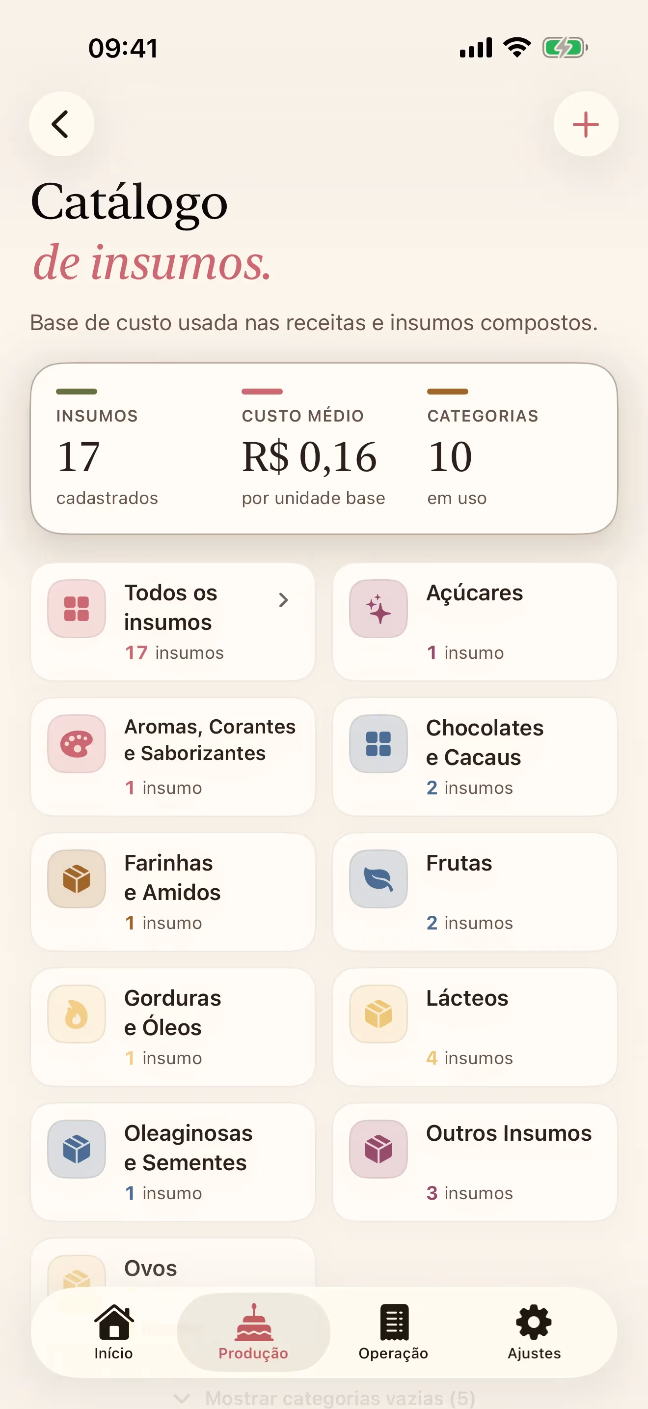 Tela Insumos do Receitório no iPhone com catálogo de ingredientes por categoria